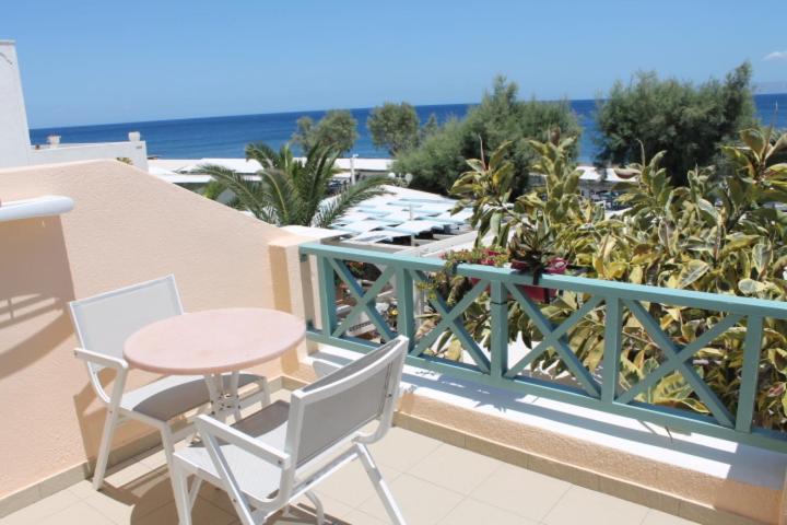 Sea Side Beach Hotel Kamári Exterior foto